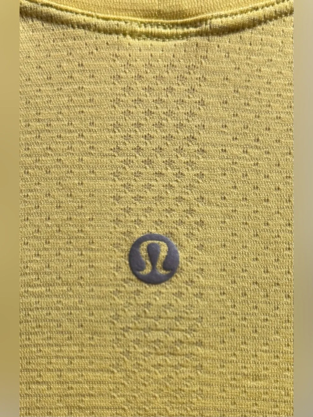 🍋#660- Lululemon Neon Yellow Short Sleeve Crewneck T Swiftly In EUC! Sz. 4